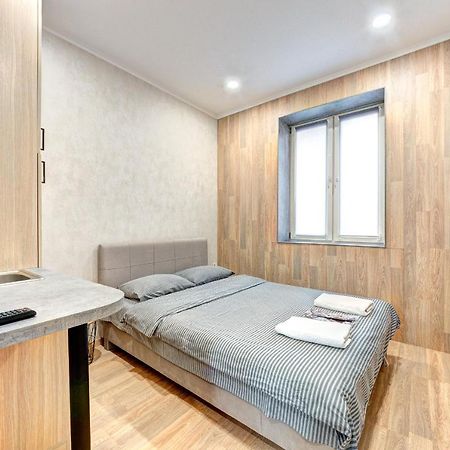 1 Room Apartment Near National Circus Киев Екстериор снимка